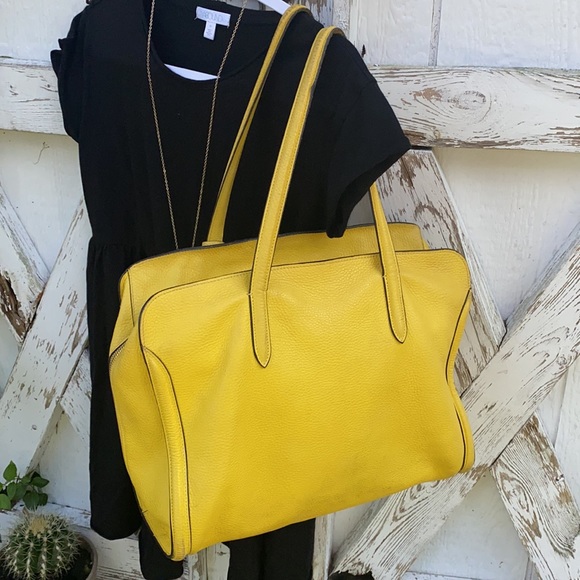 Alexander McQueen Zip Around Tote - Picture 5 of 16